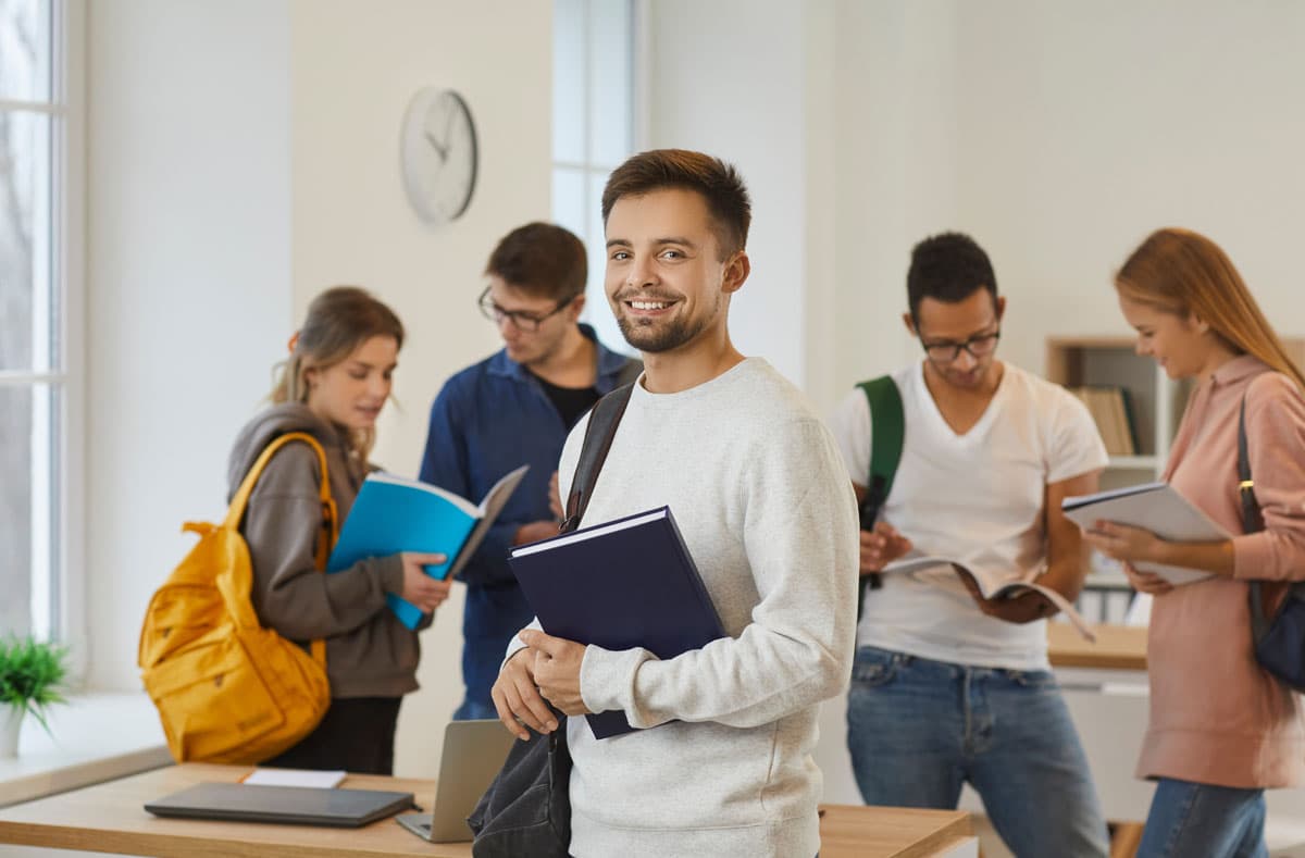 Academia Emee, nos preocupa tu futuro